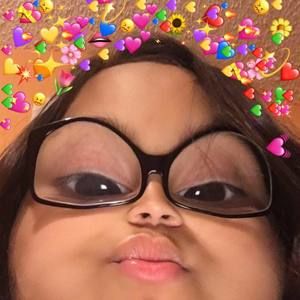 Meet your Posher, April